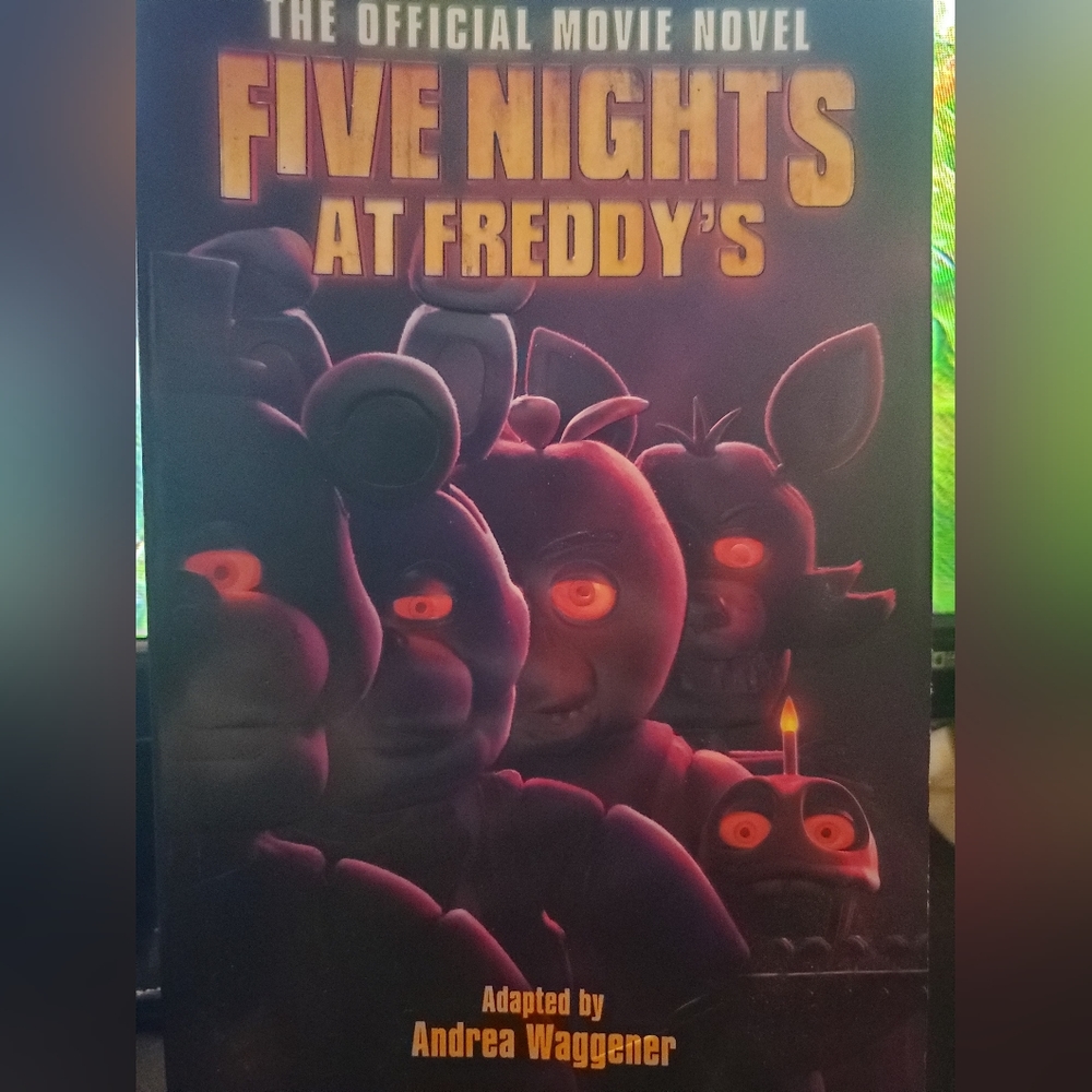 COPY - The official movie novel Five Nights at Freddys book adapted by Andrea W…
